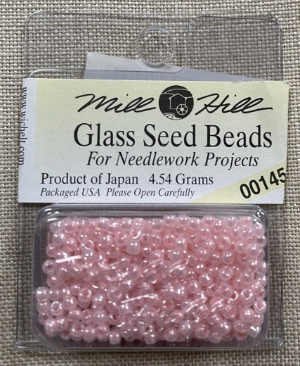 00145 - Pink Mill Hill Seed Beads Ø 2,2 mm