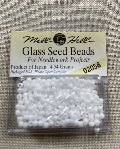 02058 - Crayon White Mill Hill Seed Beads Ø 2,2 mm