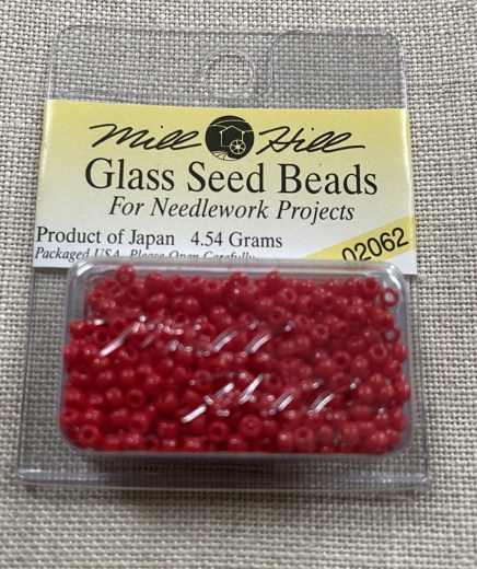 02062 - Light Crimson Mill Hill Seed Beads Crayon Ø 2,2 mm
