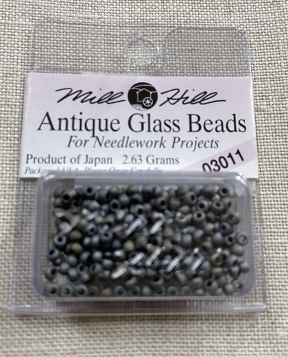 03011 - Pebble Grey Mill Hill Seed-Antique Beads Ø 2,2 mm