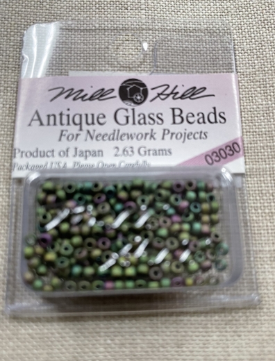 03030 - Camouflage Mill Hill Seed-Antique Beads Ø 2,2 mm