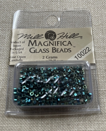 Mill Hill Magnifica Beads 10022 Royal Green Ø 1,65 mm
