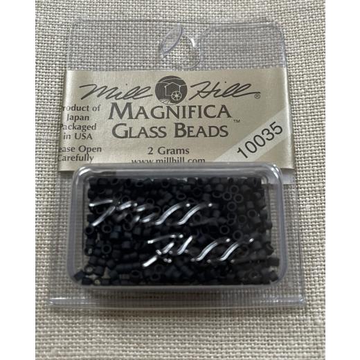 10035 - Flat Black Mill Hill Magnifica Beads Ø 1,65 mm