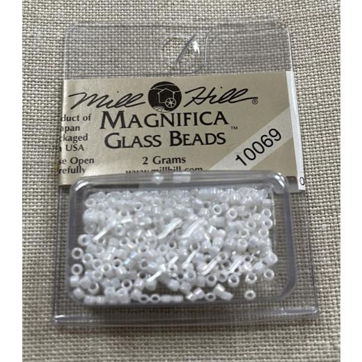 10069 Mill Hill Magnifica Beads - Royal Opal Ø 1,65 mm