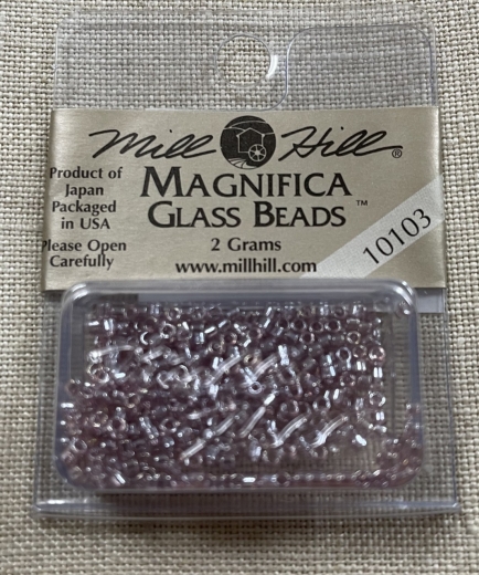 10103 - Sheer Lilac Mill Hill Magnifica Beads Ø 1,65 mm