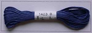 Soie dAlger Au Ver A Soie Seidenstickgarn Farbe 1423 blau extra