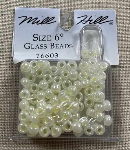 Mill Hill Pony Beads Size 6 - 16603 Creamy Pearl Ø 4 mm