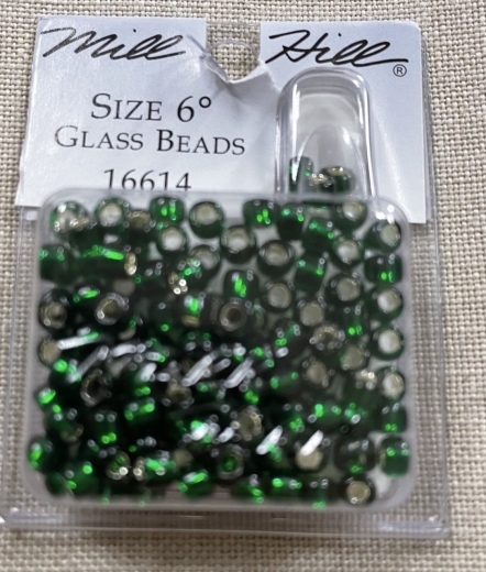 16614 Mill Hill Pony Beads Size 6 - Brilliant Green Ø 4 mm