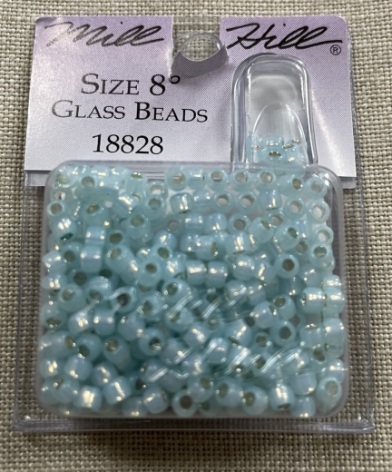 18828 Mill Hill Pony Beads Size 8 - Opal Seafoam Ø 3 mm