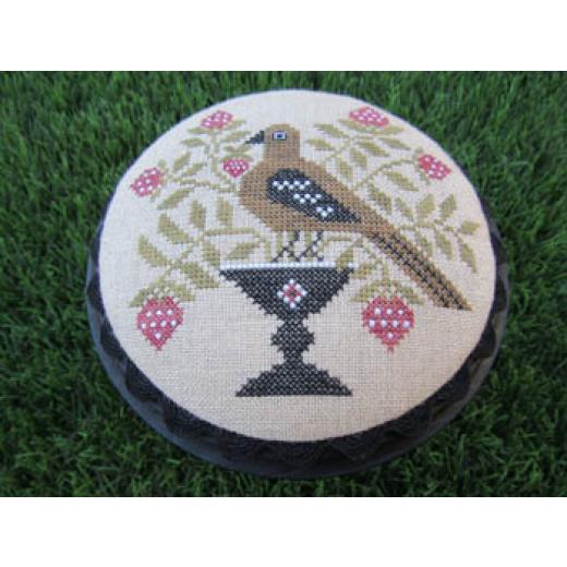 The Scarlett House - Berry Bird