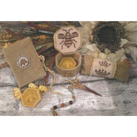 Mani Di Donna - Queen Bee Sewing Set