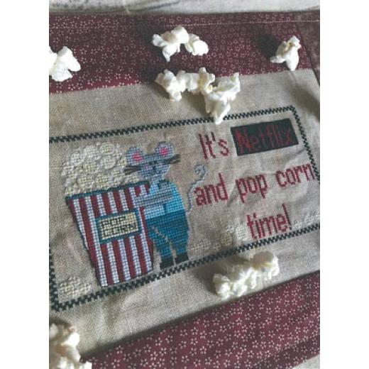 Romys Creations - Netflix and Popcorn