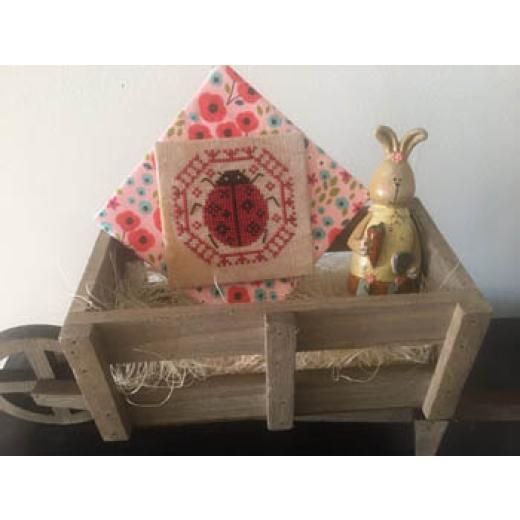 Darling & Whimsy Designs - Quirky Quakers - Ladybug