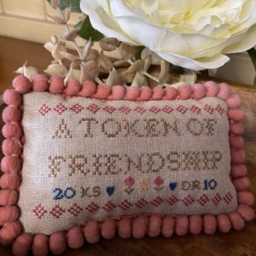 Frog Cottage Designs - Token Of Friendship