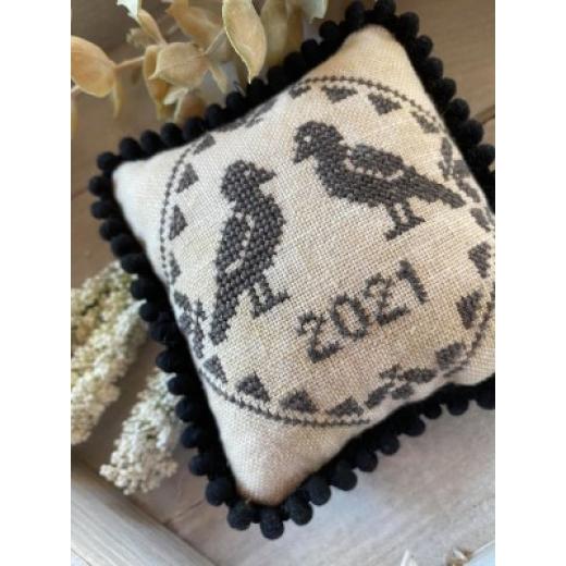 Frog Cottage Designs - Blackbird Quaker