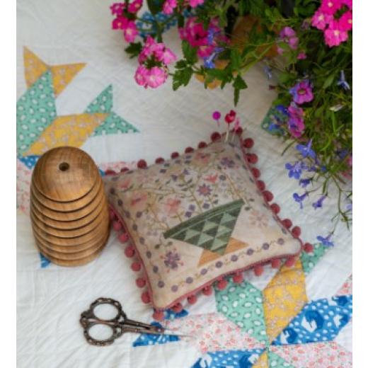 Pansy Patch Quilts & Stitchery - Betsys Summer Basket