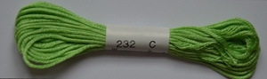 Soie dAlger Seidenstickgarn - Farbe 232 gelbgrün