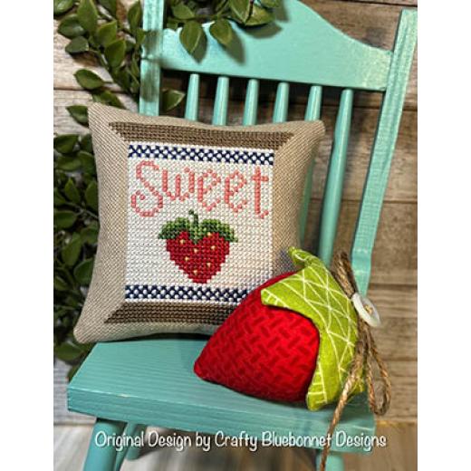 Stickvorlage Crafty Bluebonnet Designs - Sweet Strawberry Spool