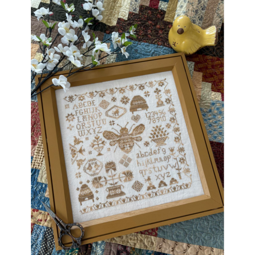 Pansy Patch Quilts & Stitchery - Honey Bee Sampler