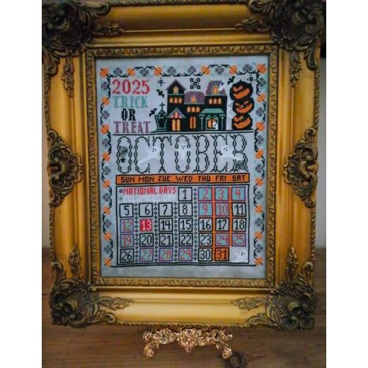 October Calendar 2025 - Twin Peak Primitives (Stickvorlage)