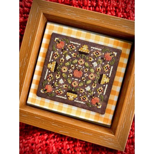 Sweet Wing Studio - Petite Pumpkin Potpourri