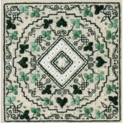 Twisting Shamrocks (w/emb) - The Sweetheart Tree (Stickvorlage)