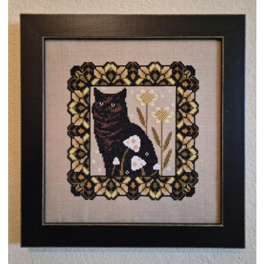 The Artsy Housewife - Chonky Forest Kitty