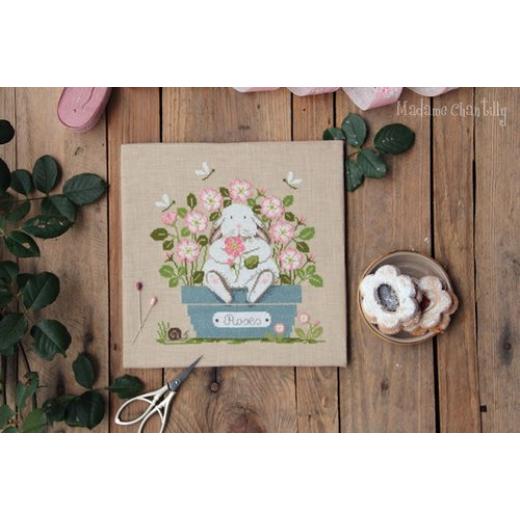 Madame Chantilly - Wild Roses