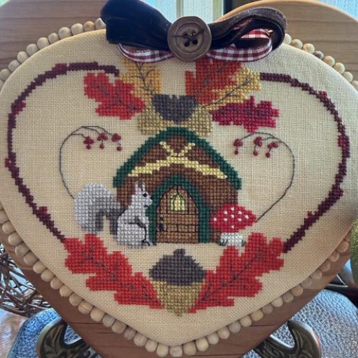 Stickvorlage Luhu Stitches - Acorn Cottage