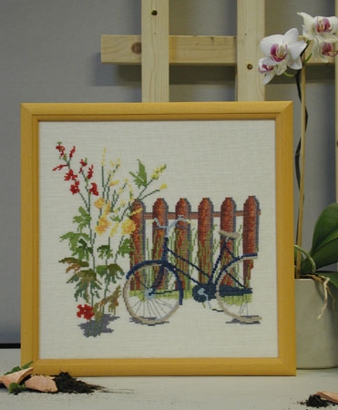 Stickpackung Oehlenschläger - Fahrrad am Gartenzaun 32x32 cm