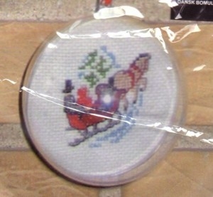 Oehlenschläger Stickpackung - Weihnachtskugel Weihnachtsschlitten