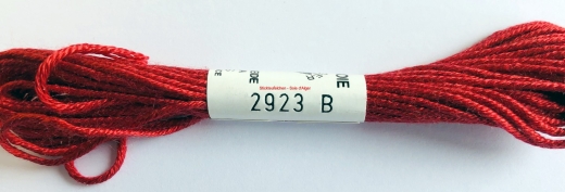 Soie dAlger Au Ver A Soie Seidenstickgarn Farbe 2923 rot extra