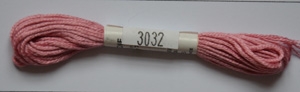 Soie dAlger Seidenstickgarn - Farbe 3032 magenta
