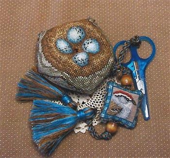Stickvorlage Crossed Wing Collection - Chipping Sparrow Biscornest