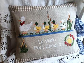 Stickvorlage Lilli Violette - Le Vilain Petit Canard