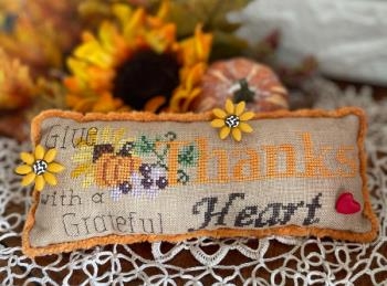Grateful Heart Pillow - Mani Di Donna (Stickvorlage)