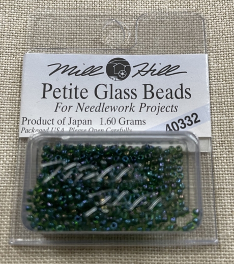 40332 Mill Hill Seed-Petite Beads - Emerald Ø 1,5 mm
