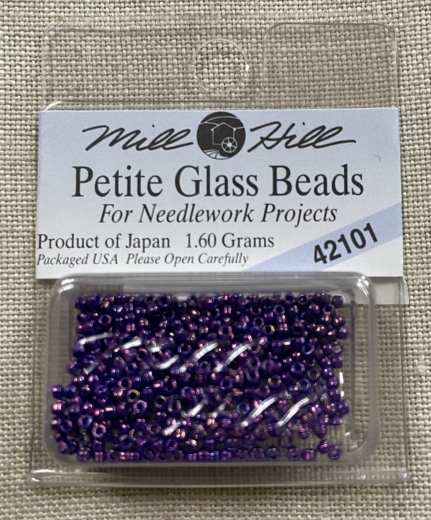 Mill Hill Seed-Petite Beads - 42101 Purple Ø 1,5 mm