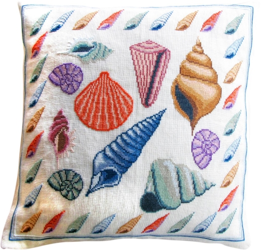 Haandarbejdets Fremme - Kissen Muscheln (Stickpackung)