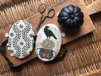 Haunted Stitches Needle Book - Stacy Nash Primitives (Stickvorlage)
