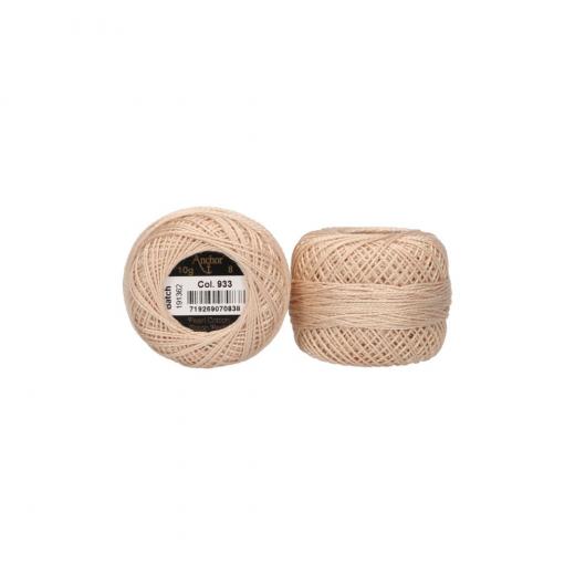 Anchor Perlgarn Stärke 8 - 10g Farbe 933 beige - 82m