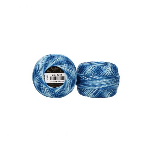 Anchor Perlgarn Stärke 8 - 10g Farbe 1211 hellblau ombre - 82m