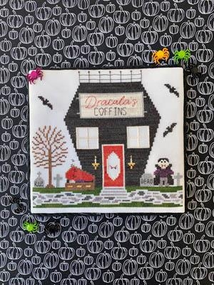 Stickvorlage Little Stitch Girl - Coffin Shop (Ausverkauf)