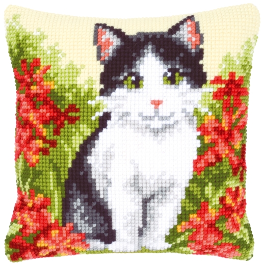 Vervaco Verachtert - Kreuzstichkissen Katze im Blumenfeld