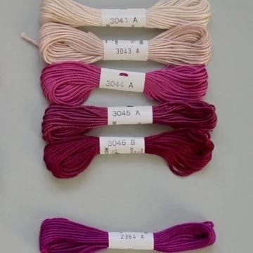 Soie dAlger Seidenstickgarn - Farbe 2364 rot violett / lila extra