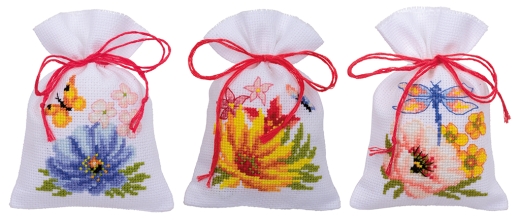 Geschenksäckchen Blumen 3er-Set - Vervaco Verachtert (Stickpackung)