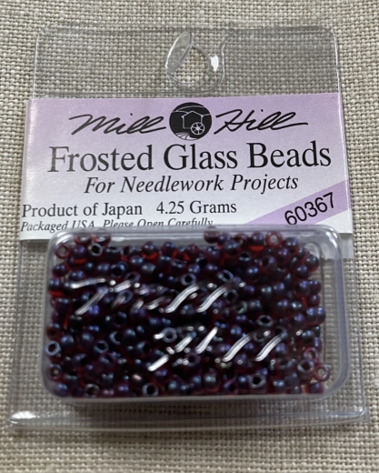 Mill Hill Seed-Frosted Beads - 60367 Garnet Ø 2,2 mm