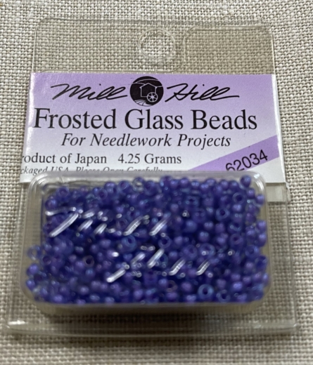 62034 Mill Hill Seed-Frosted Beads - Blue Violet Ø 2,2 mm