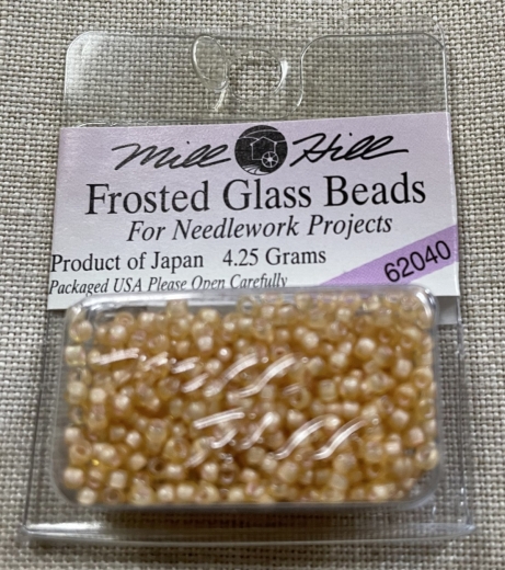 62040 Mill Hill Seed-Frosted Beads - Apricot Ø 2,2 mm