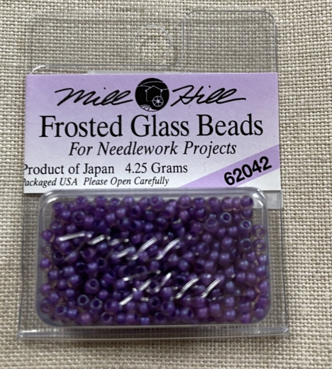 Mill Hill Seed-Frosted Beads - 62042 Royal Purple Ø 2,2 mm
